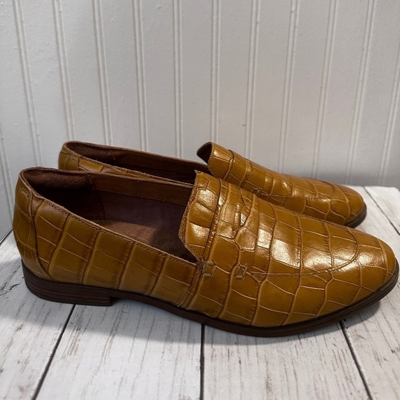 Rockport Women’s Total Motion Croc-Embossed Loafers Tan Leather Size 9 - Picture 12 of 15